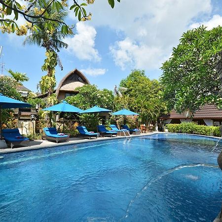 Puri Dewa Bharata Hotel & Villas Legian Exterior foto