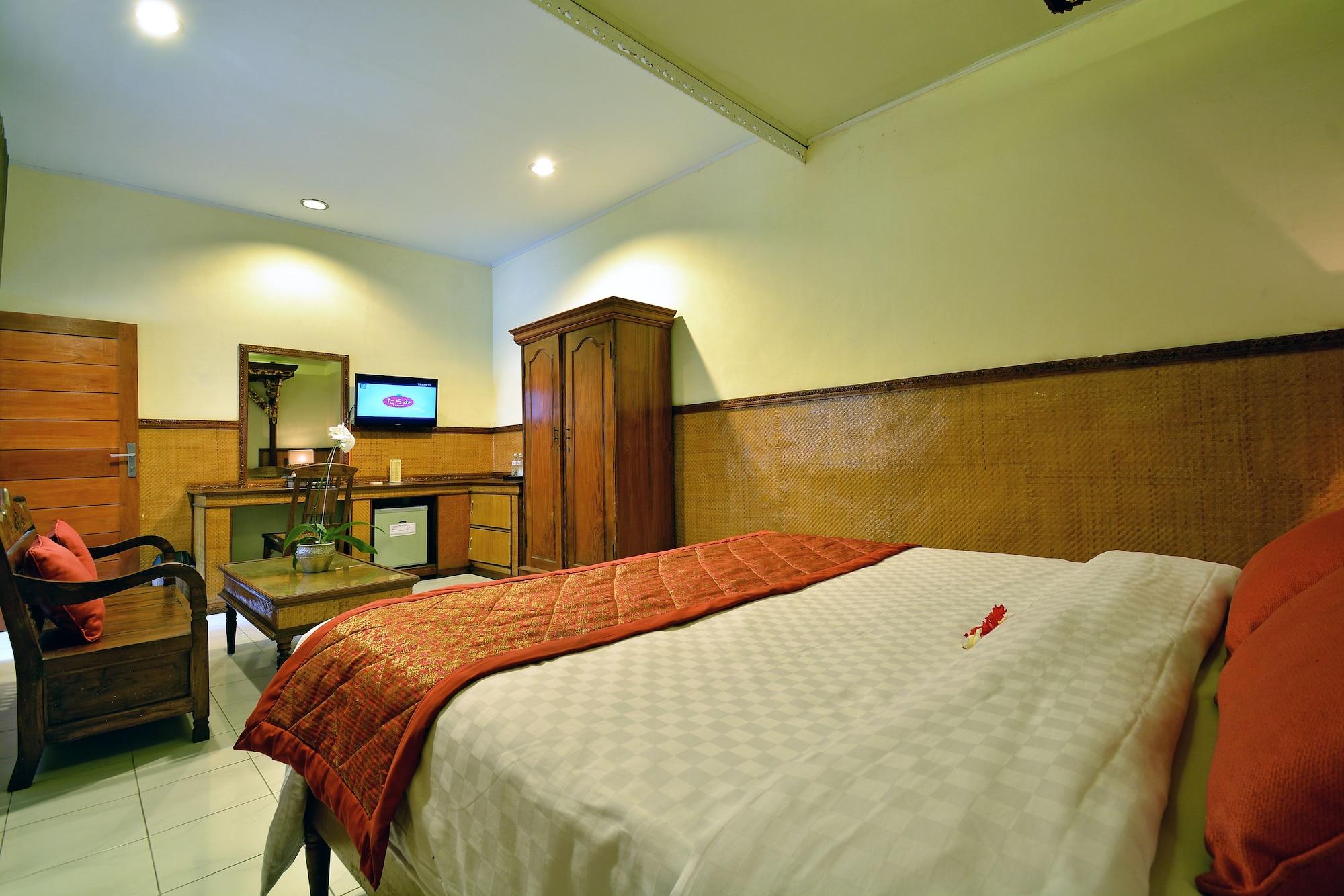 Puri Dewa Bharata Hotel & Villas Legian Exterior foto