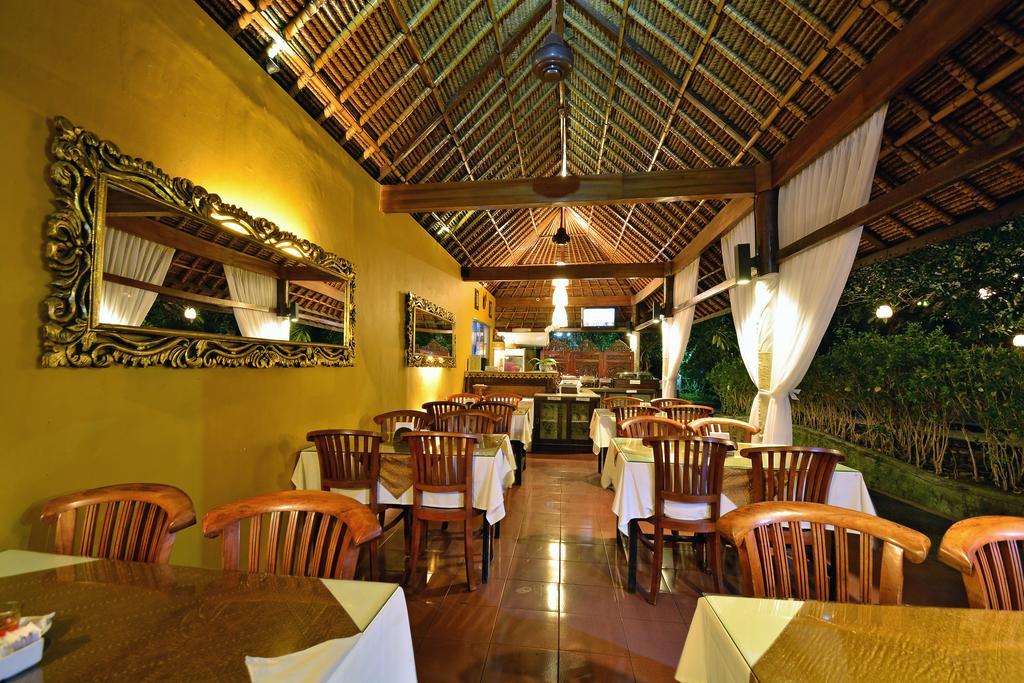 Puri Dewa Bharata Hotel & Villas Legian Exterior foto