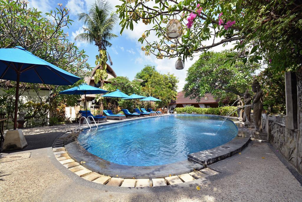 Puri Dewa Bharata Hotel & Villas Legian Exterior foto