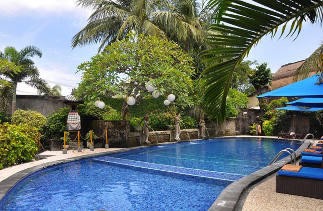 Puri Dewa Bharata Hotel & Villas Legian Exterior foto
